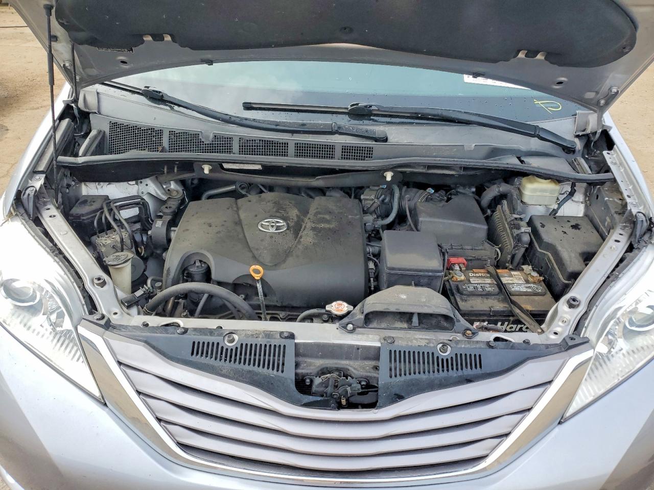 Toyota Sienna Xle 8-passenger