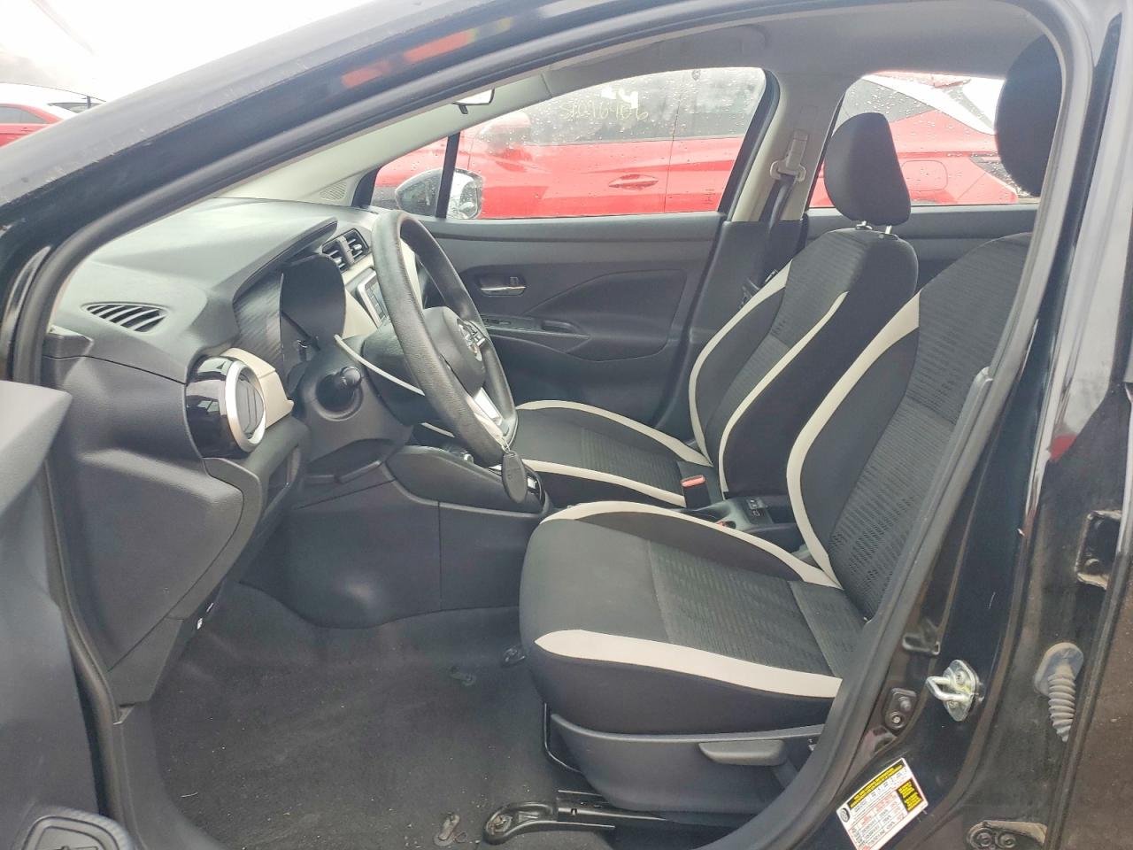 Nissan Versa Sv