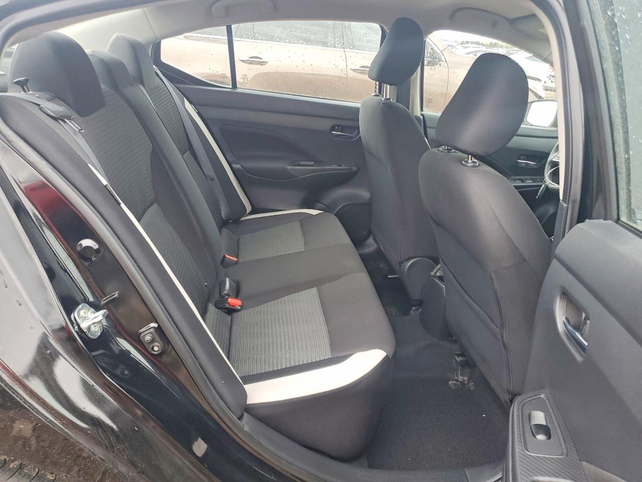 Nissan Versa Sv