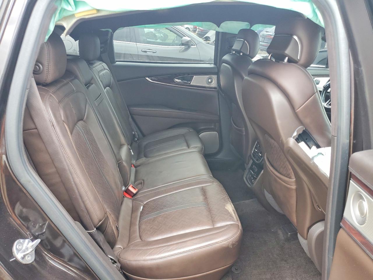 Lincoln MKX Black Label