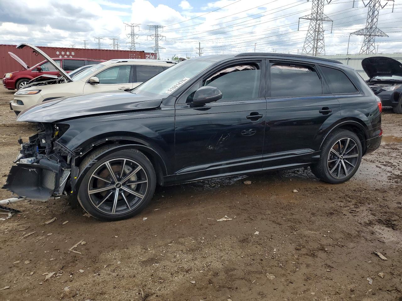 Salvage Audi Q7 Image