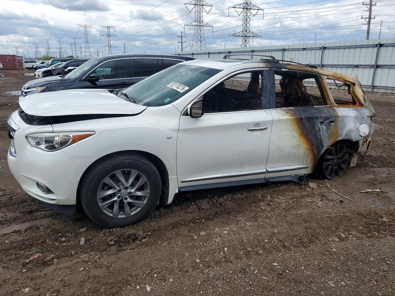Salvage INFINITI Qx Image