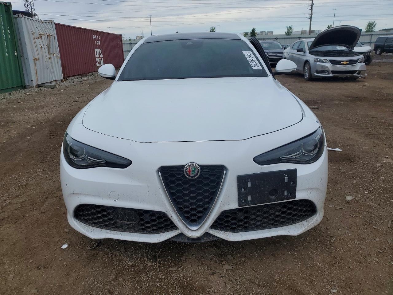 Alfa Romeo Giulia Super