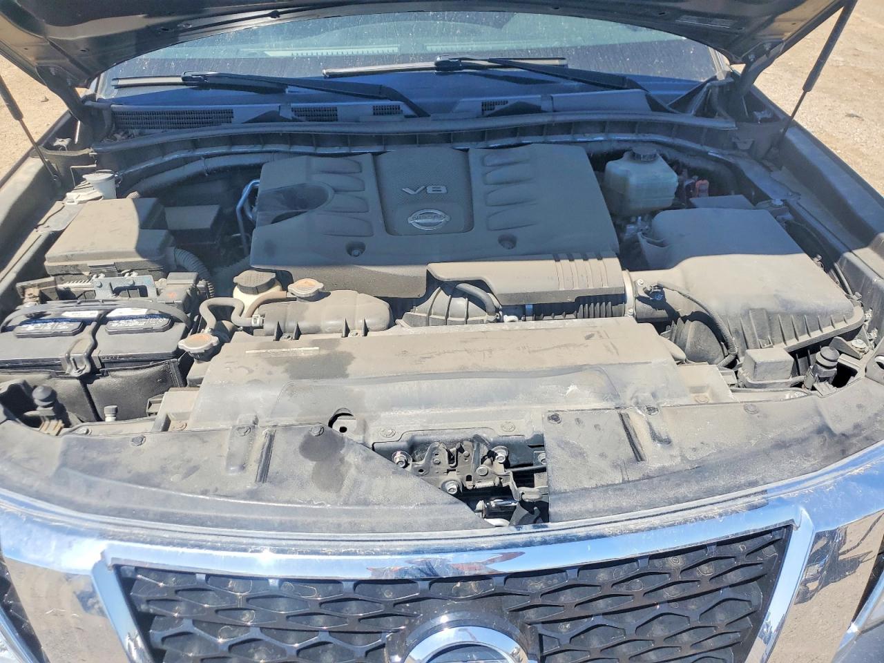 Nissan Armada Sv