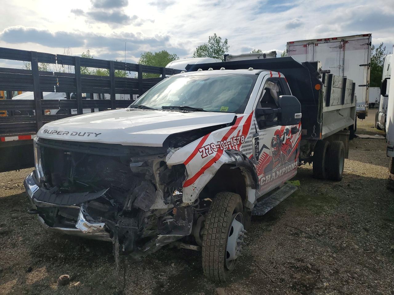 Salvage Ford F-450 Image