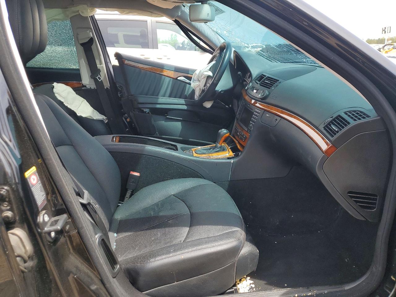 Mercedes-Benz E-Class 550 4matic