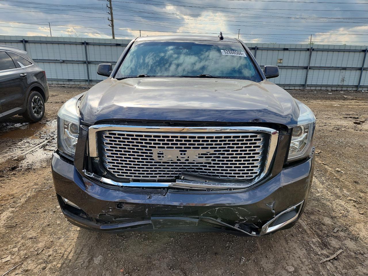 GMC Yukon Denali