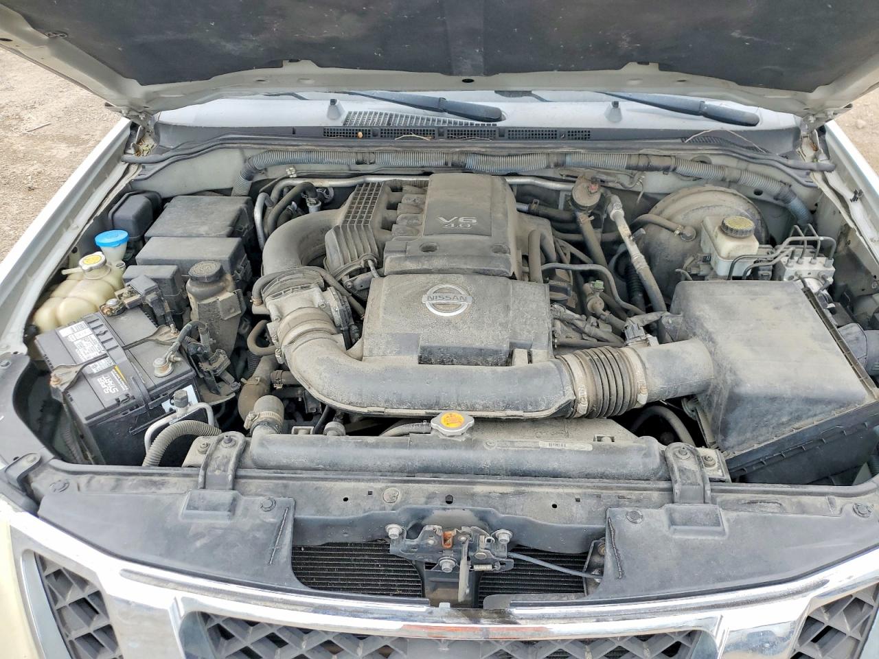 Nissan Pathfinder S