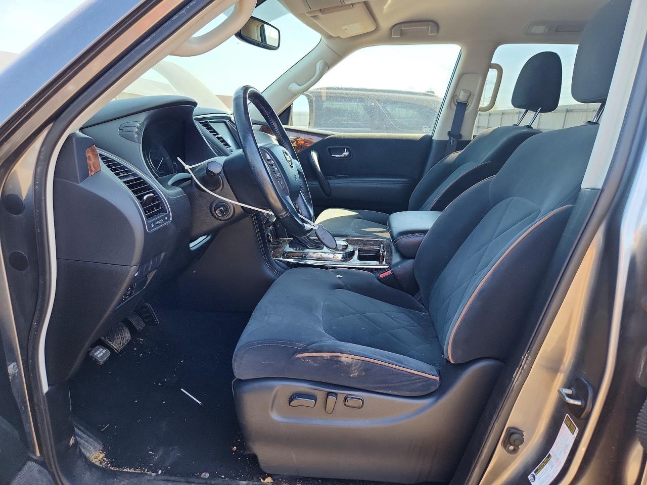 Nissan Armada Sv