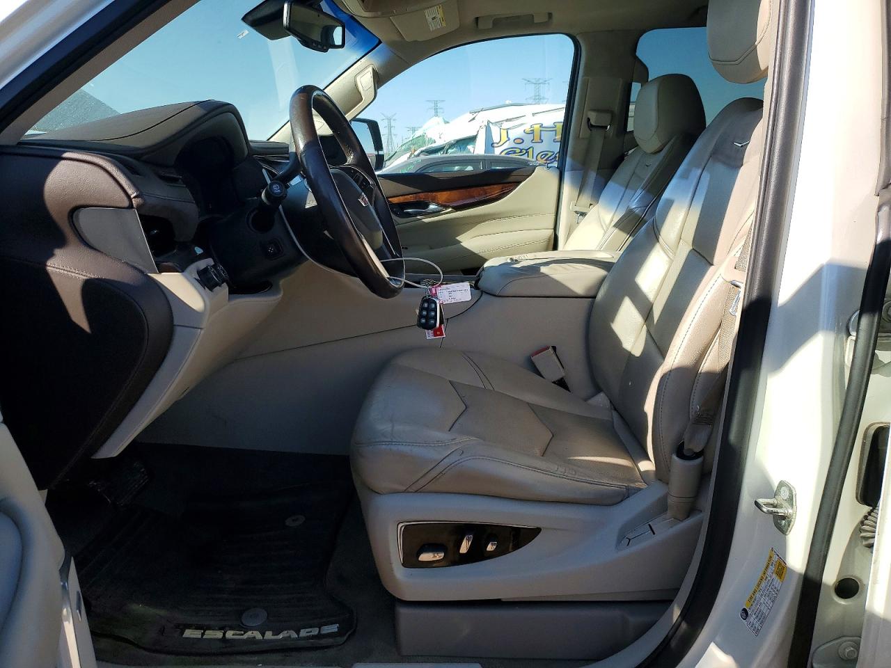 Cadillac Escalade Luxury