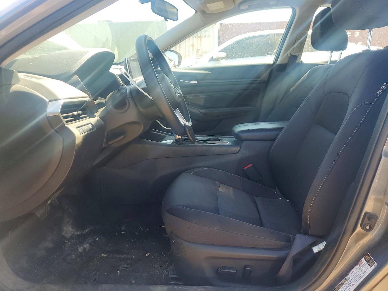Nissan Altima S