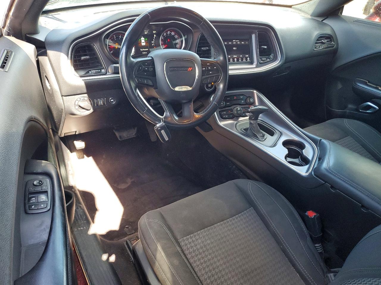 Dodge Challenger Sxt