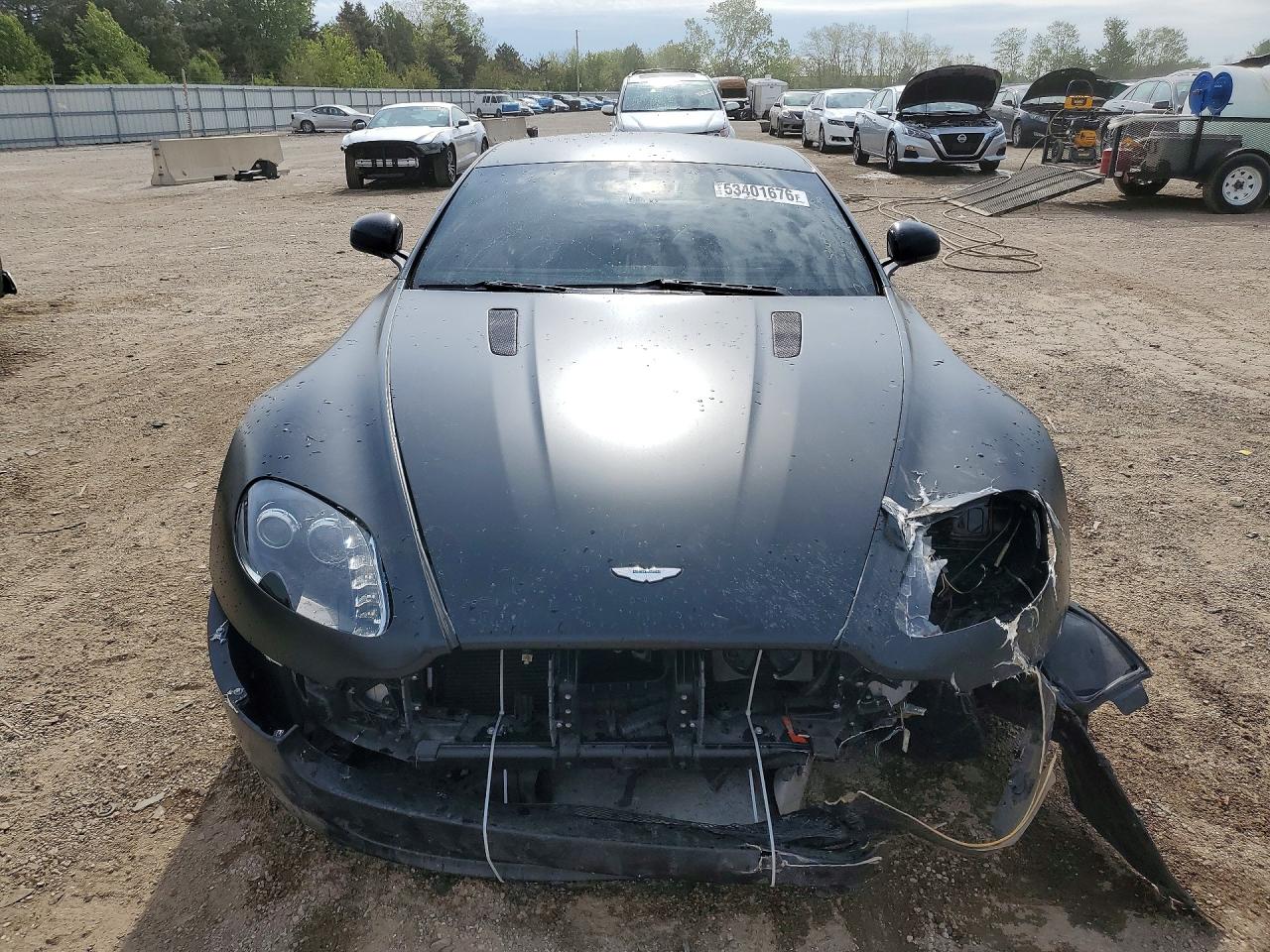 Aston Martin V8 Vantage