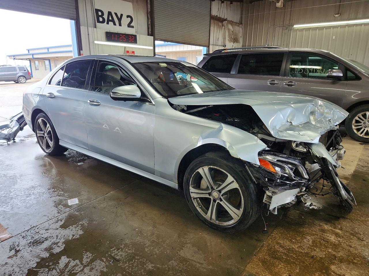 Mercedes-Benz E-Class 300 4matic