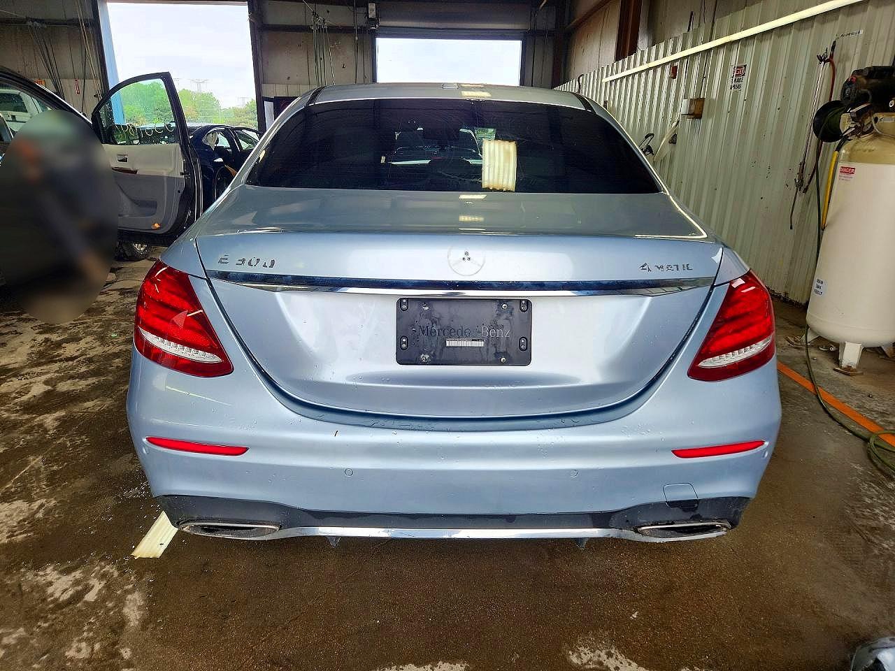 Mercedes-Benz E-Class 300 4matic
