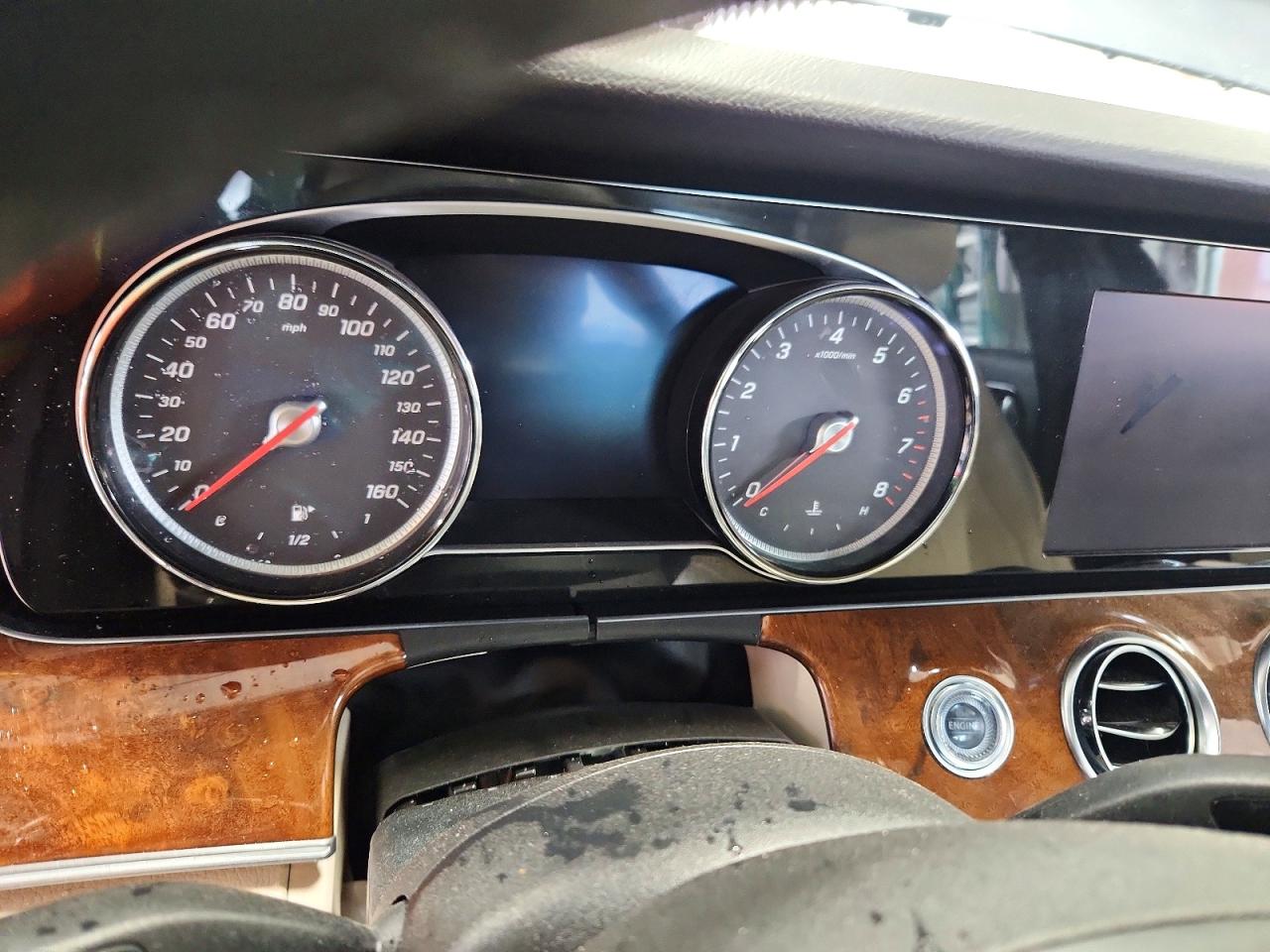 Mercedes-Benz E-Class 300 4matic