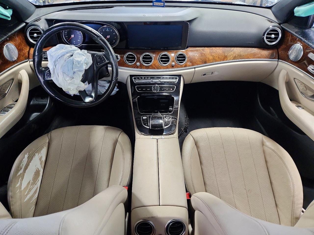 Mercedes-Benz E-Class 300 4matic