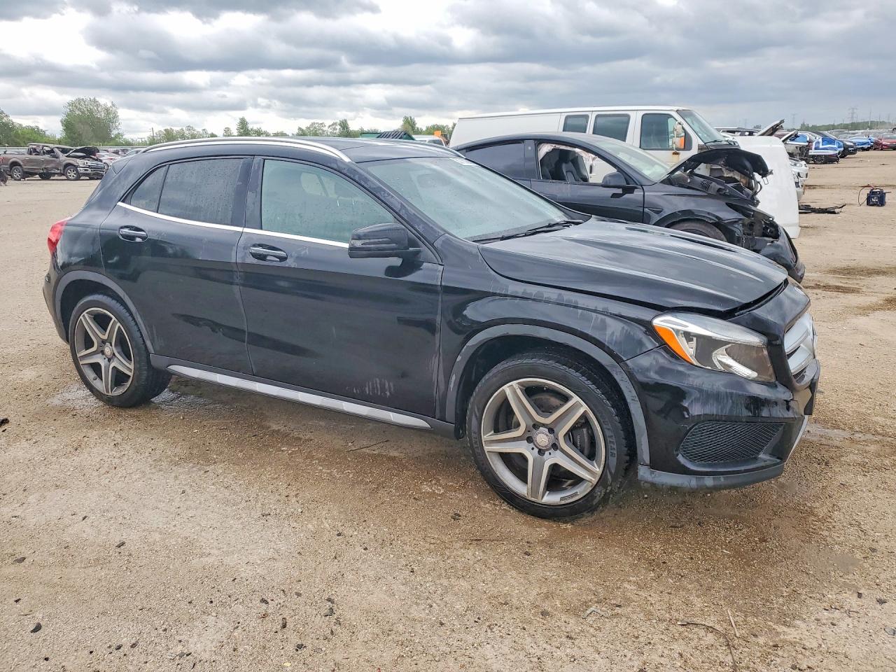 Mercedes-Benz GLA 250 4matic