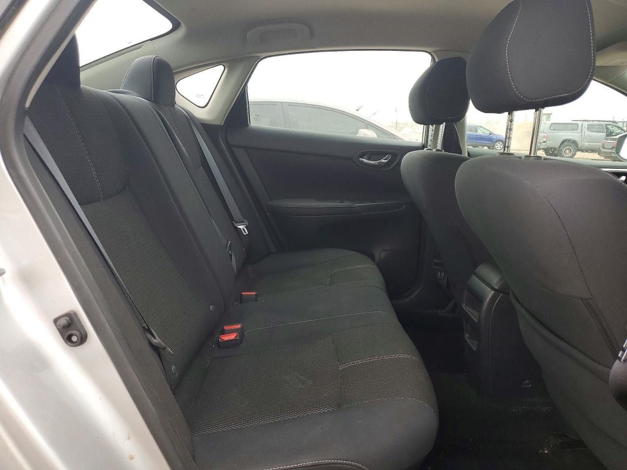 Nissan Sentra S