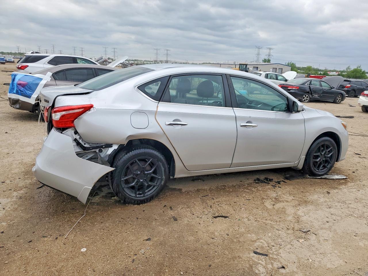 Nissan Sentra S