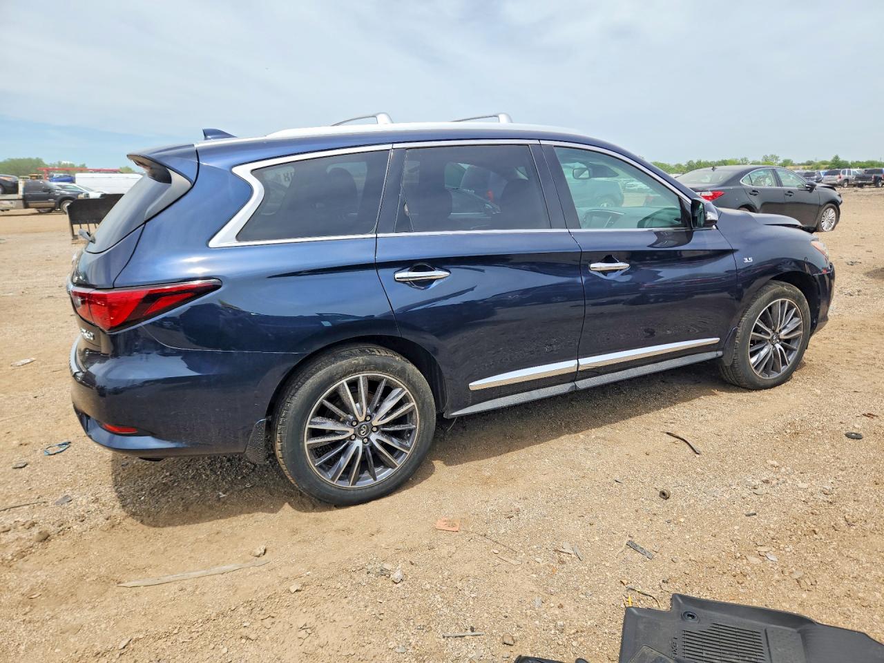 INFINITI Qx Luxe