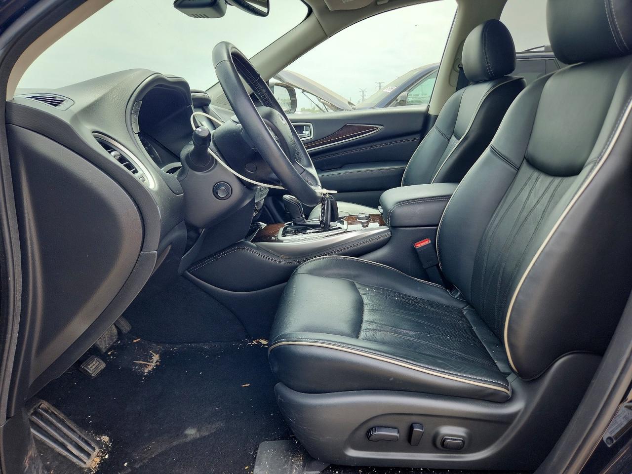 INFINITI Qx Luxe