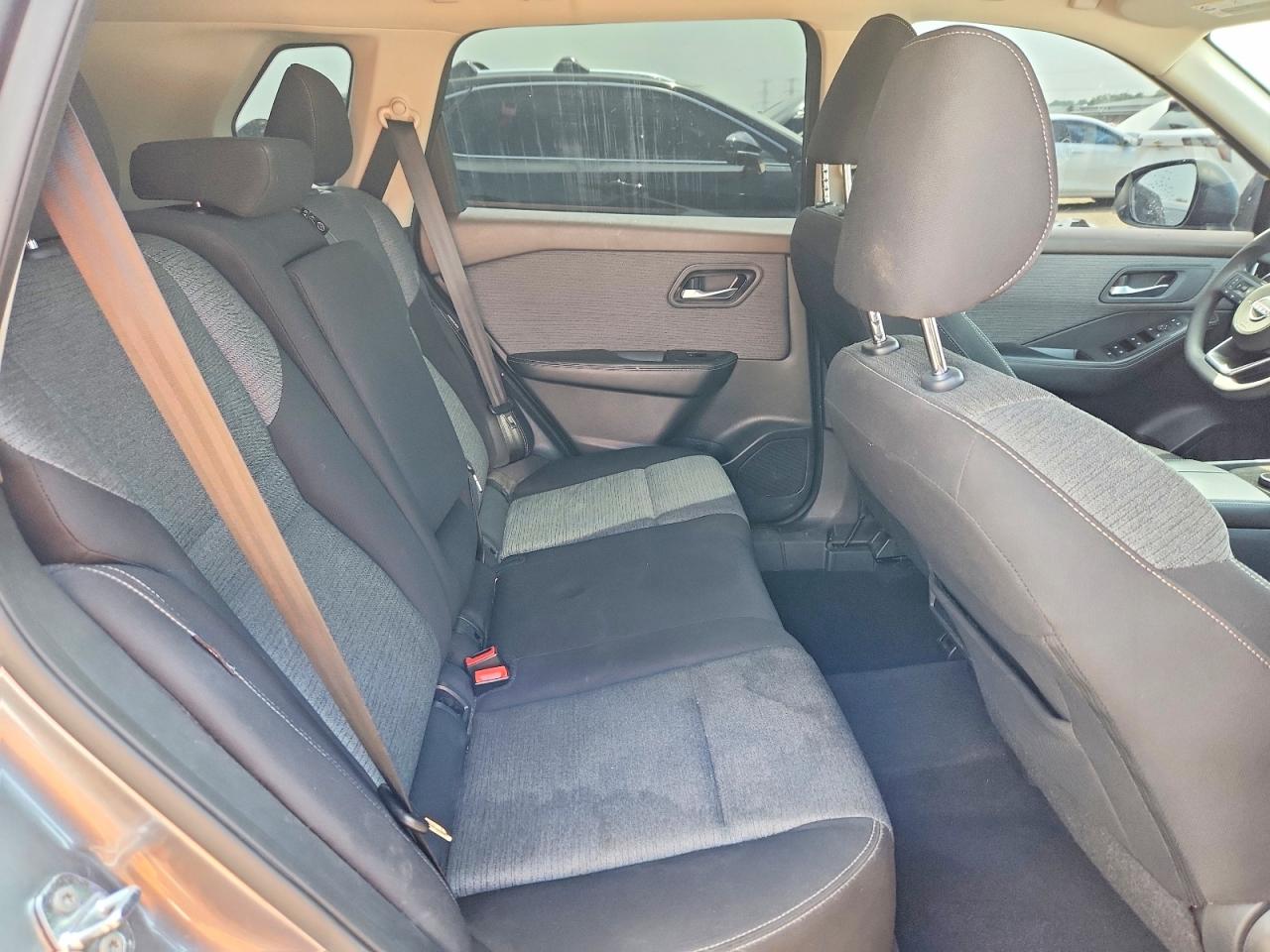 Nissan Rogue Sv