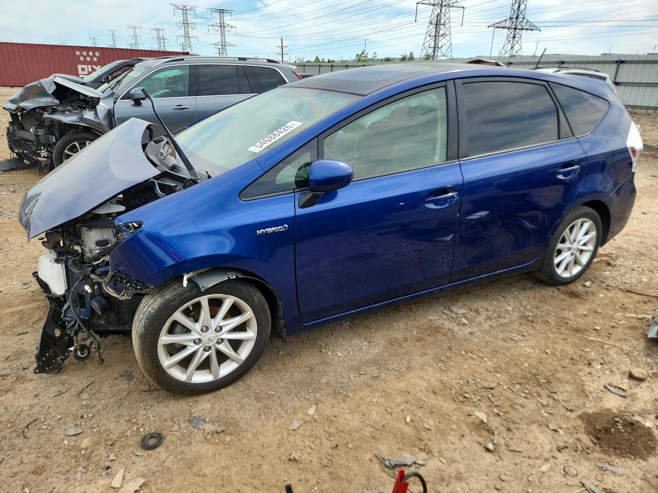 Salvage Toyota Prius Image