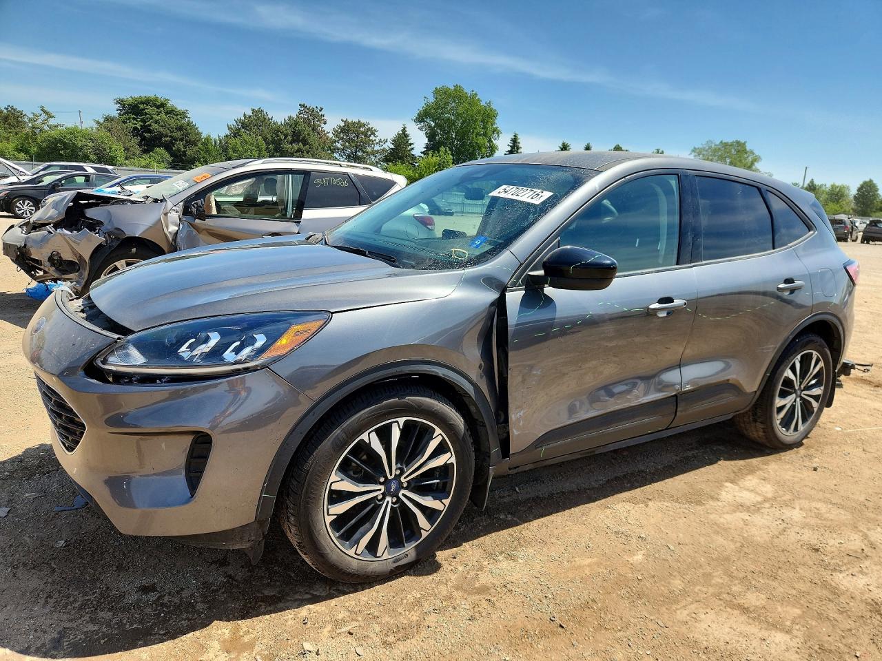 Salvage Ford Escape Image