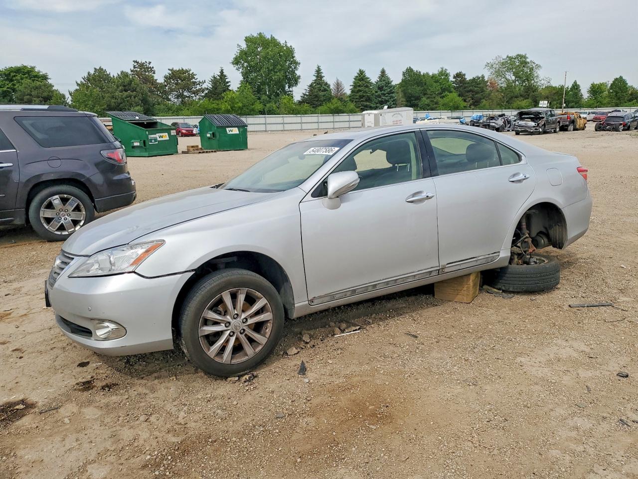 Salvage Lexus Es Image