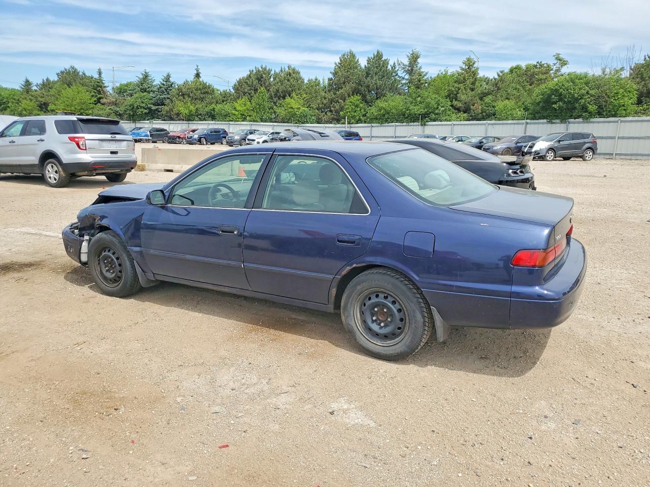 Toyota Camry Le