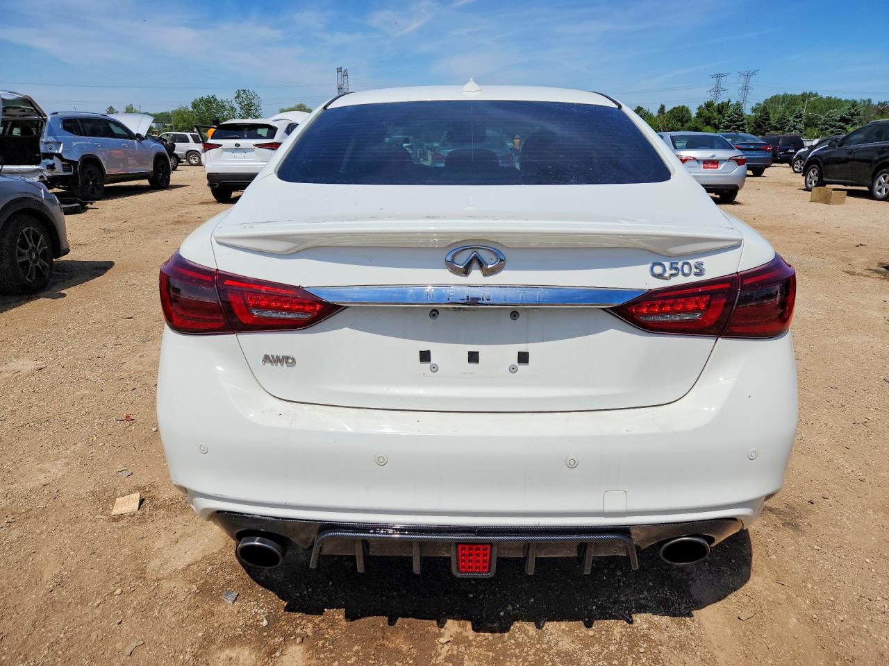 INFINITI Q50 3.0t Luxe