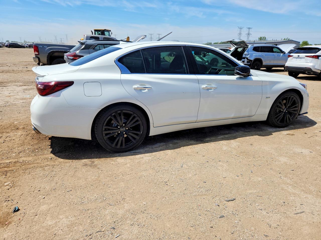 INFINITI Q50 3.0t Luxe