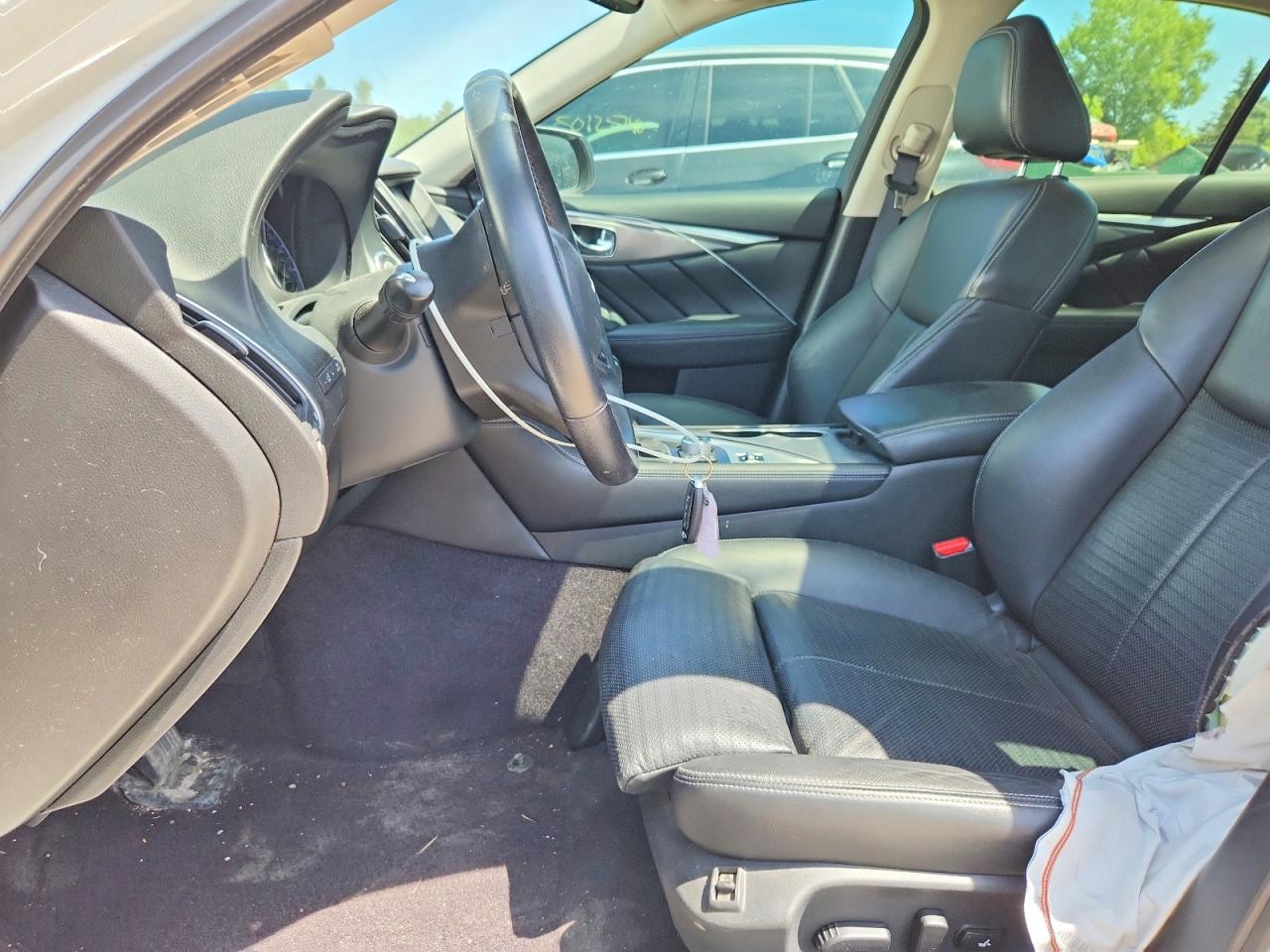 INFINITI Q50 3.0t Luxe