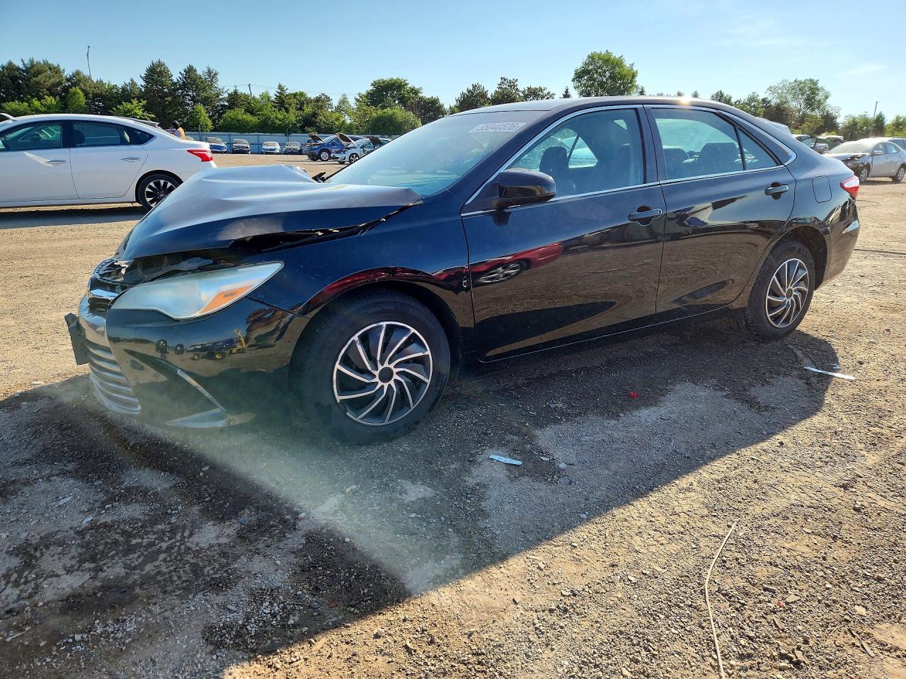 Salvage Toyota Camry Image
