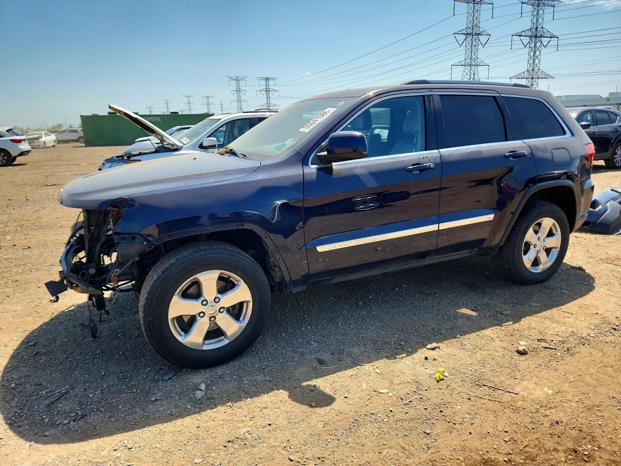 Salvage Jeep Cherokee Image