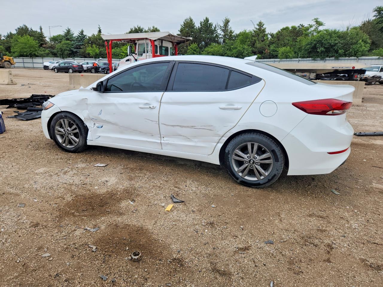 Hyundai ELANTRA Value Edition