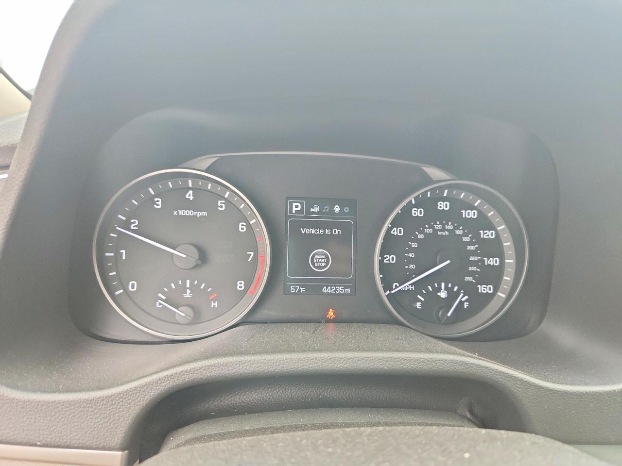 Hyundai ELANTRA Value Edition