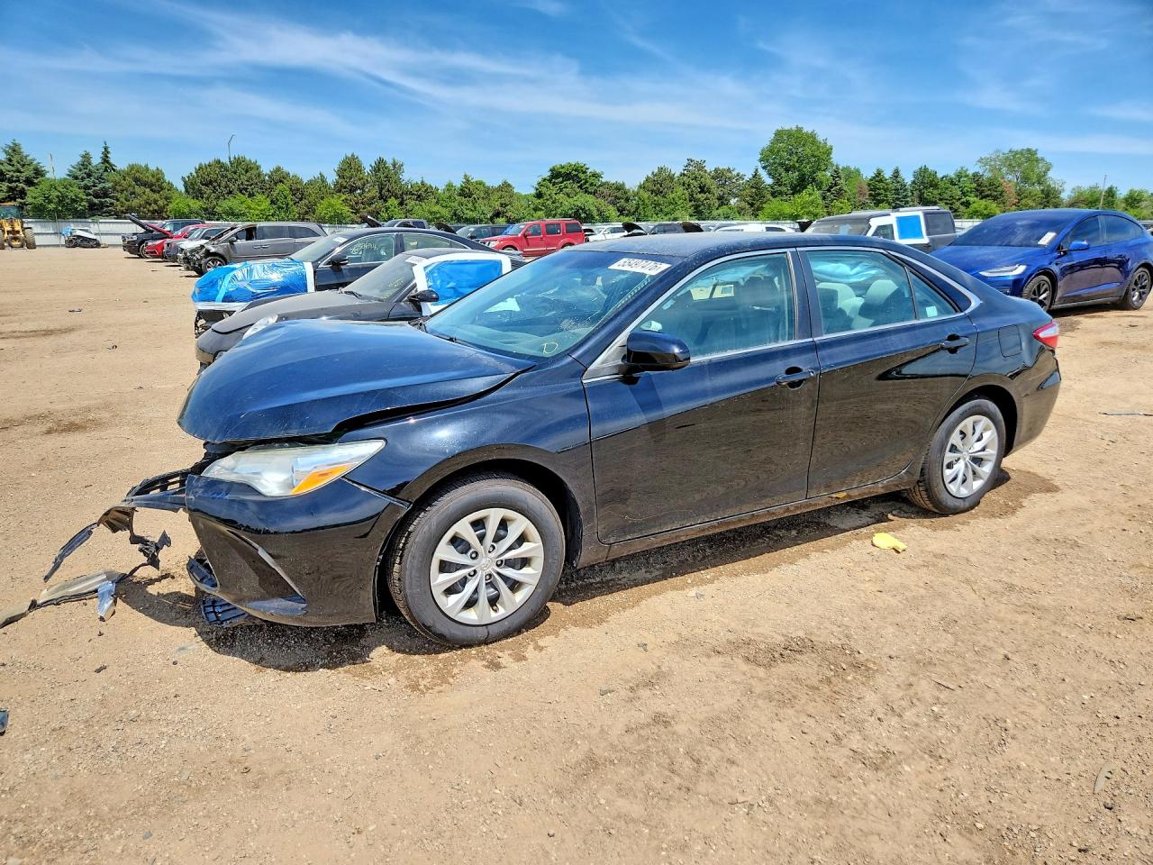 Salvage Toyota Camry Image
