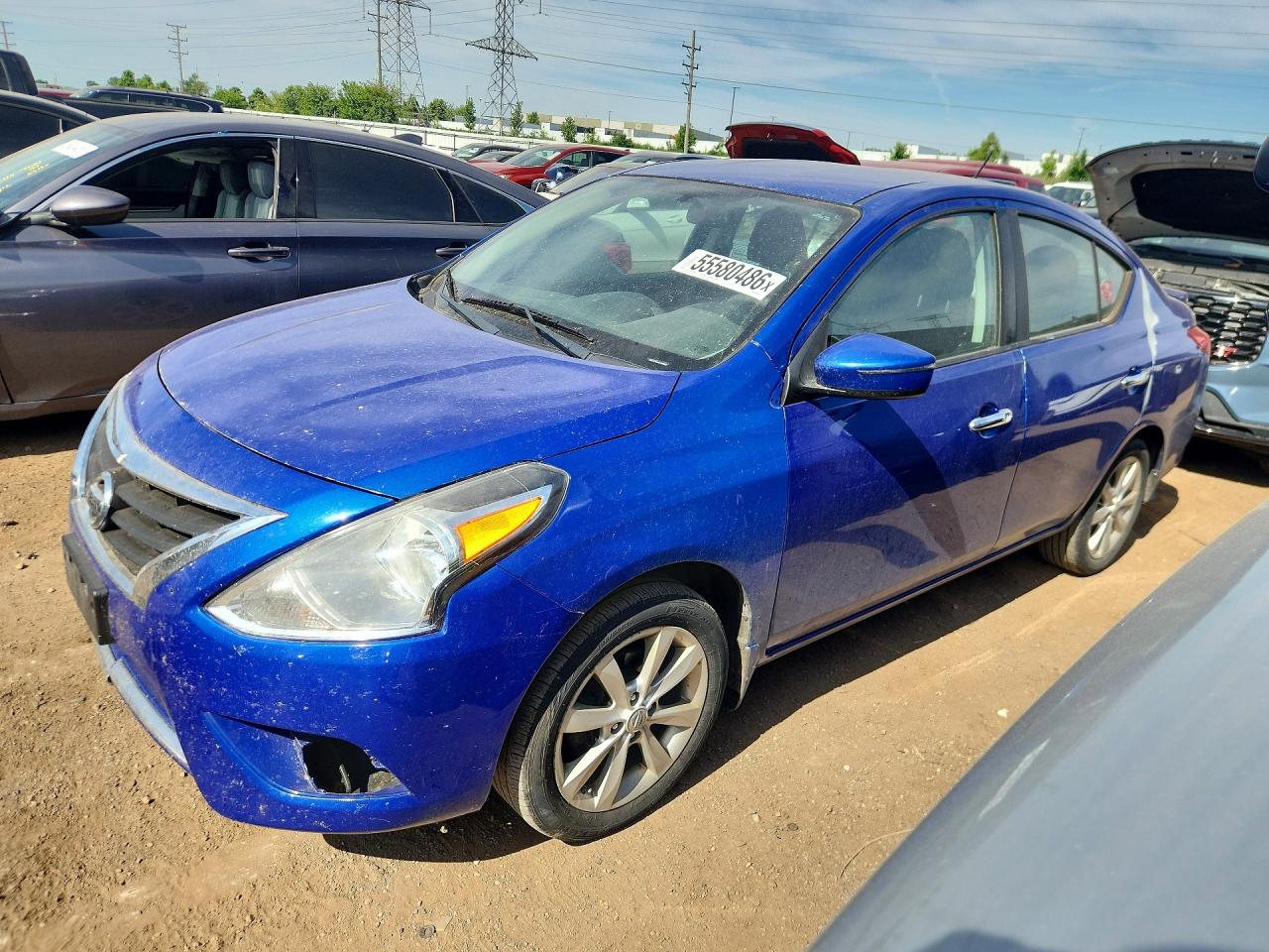Salvage Nissan Versa Image