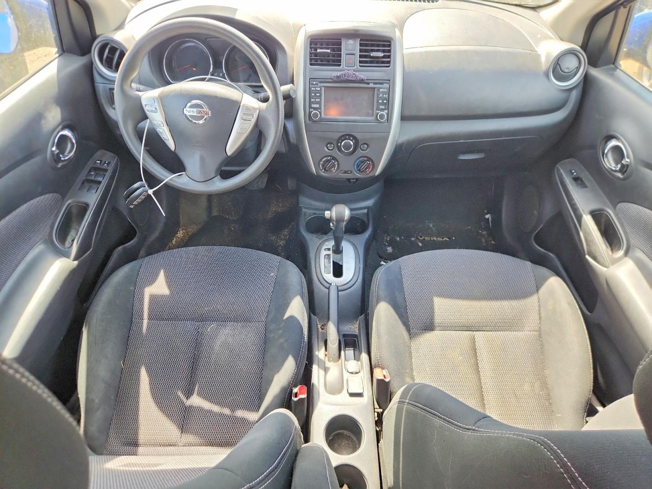 Nissan Versa 1.6 Sl