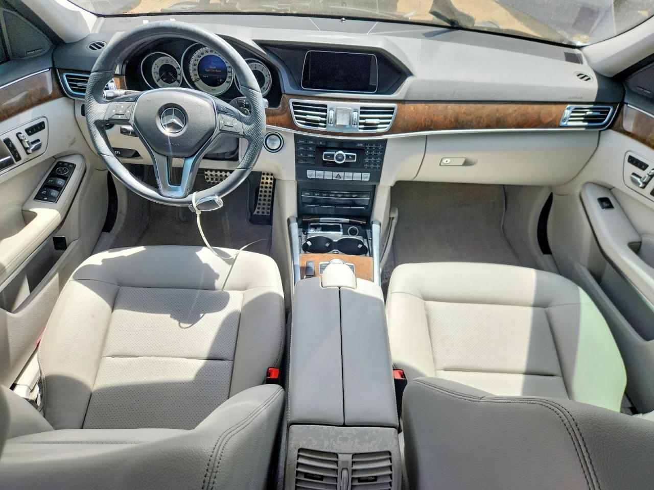 Mercedes-Benz E-Class 350