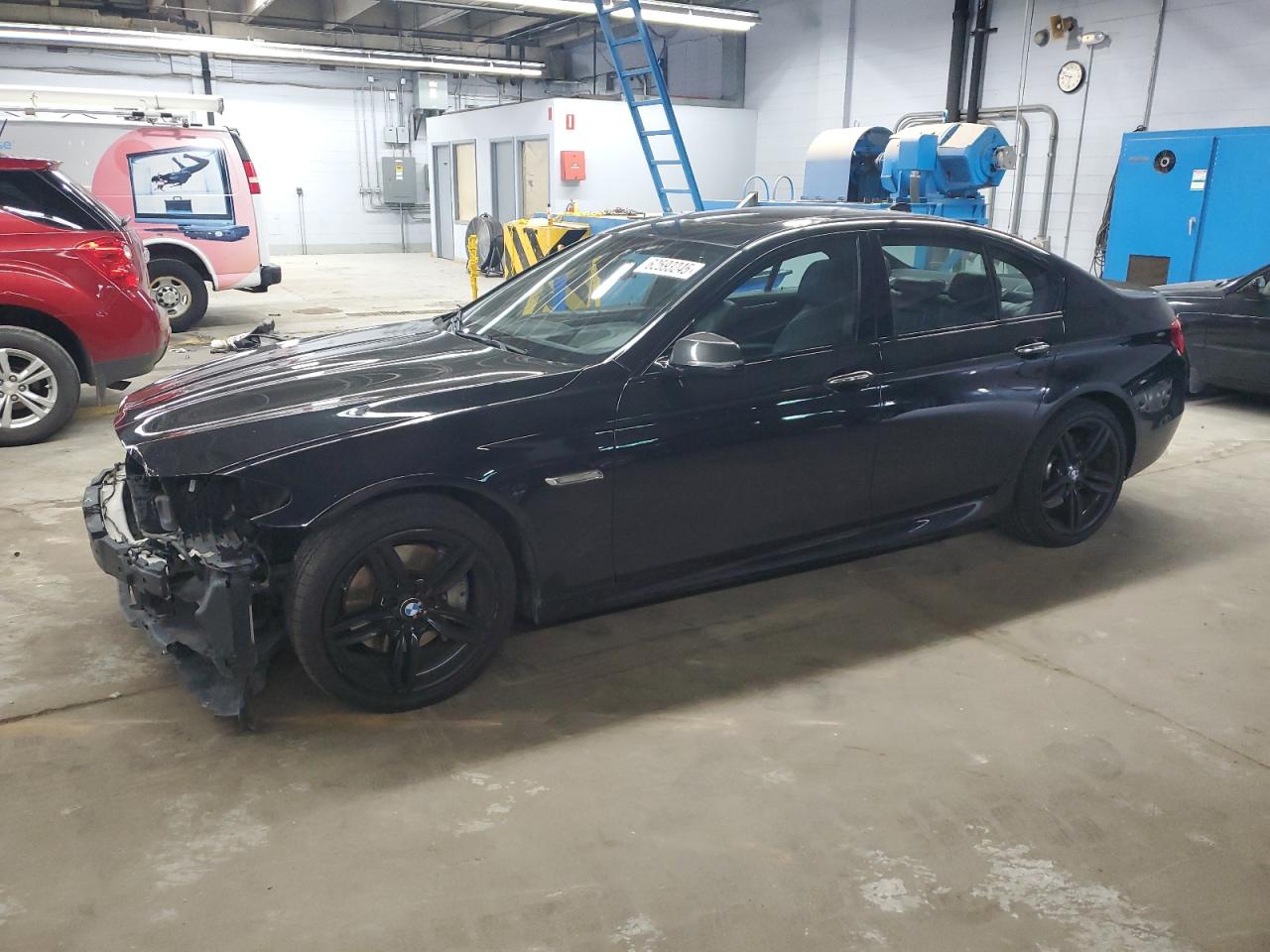 Salvage BMW 5 Series Image