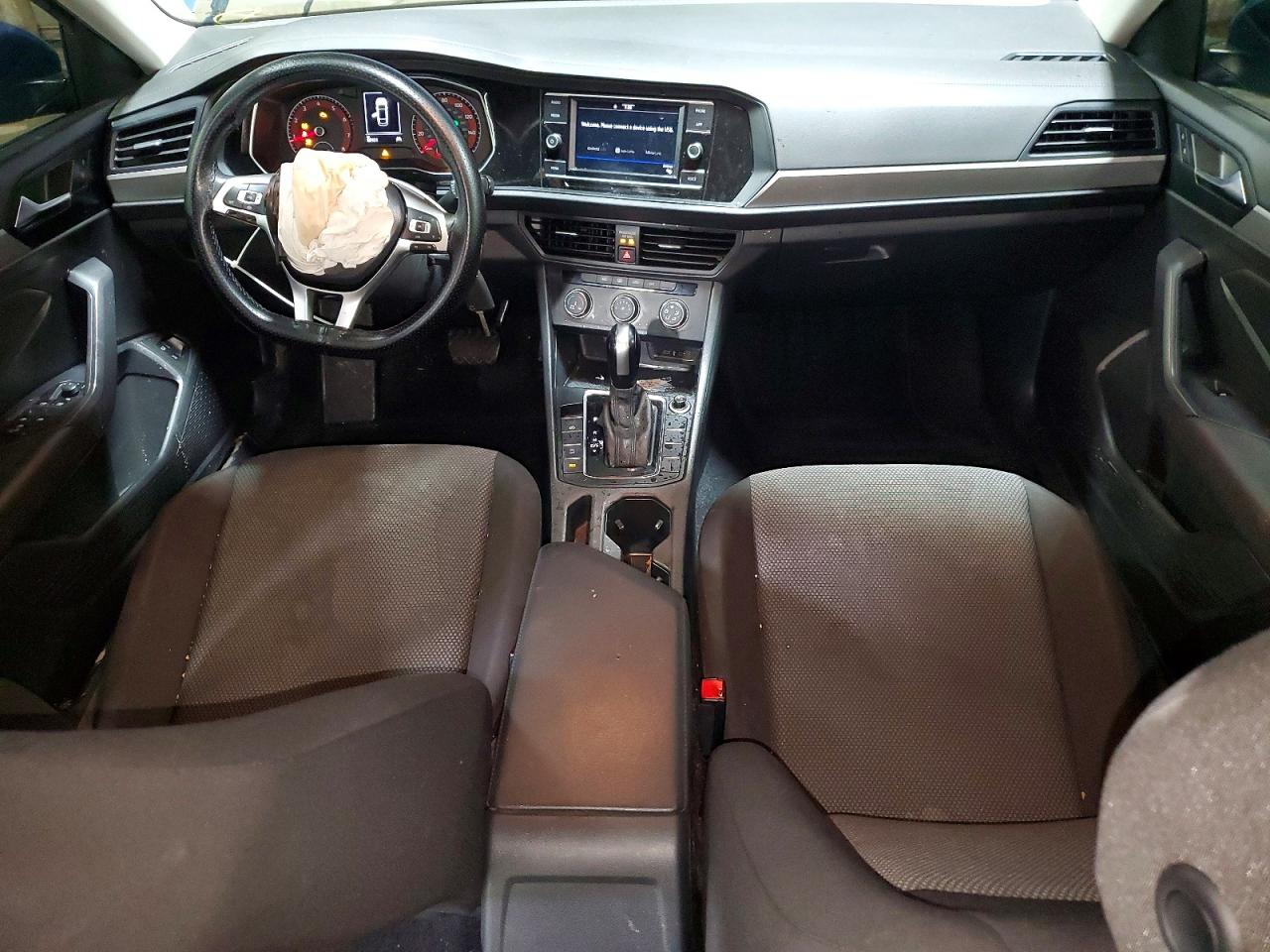 Volkswagen Jetta S