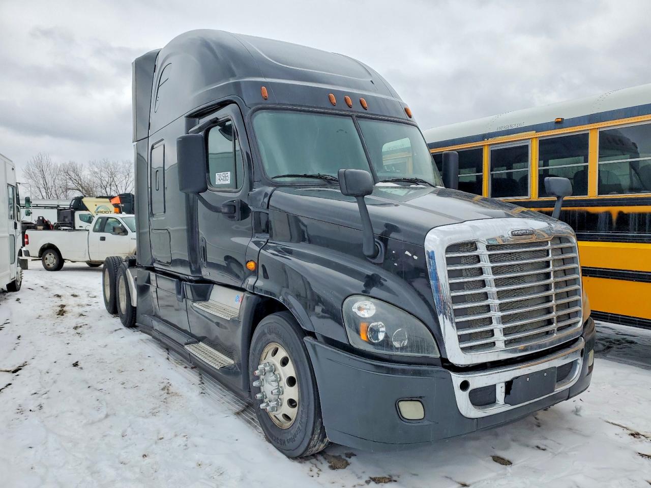 Salvage Freightliner Cascadia 125 Image