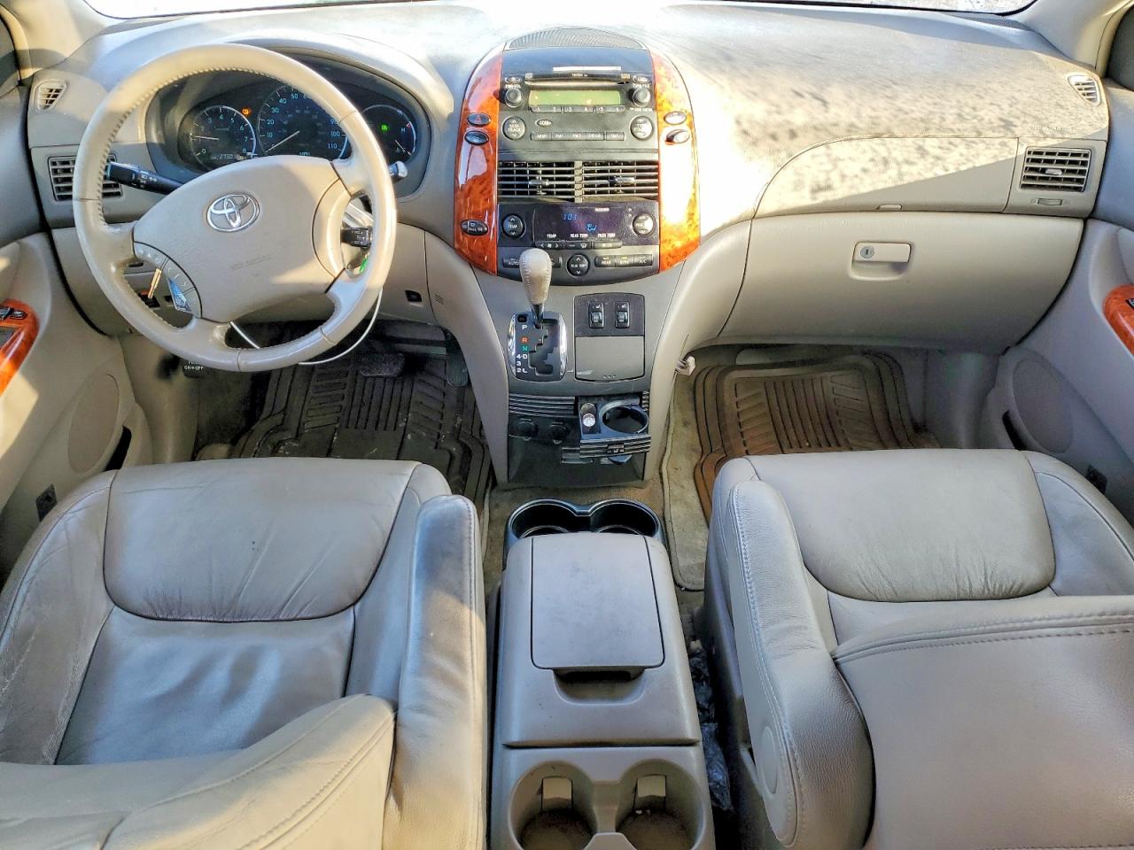 Toyota Sienna Xle