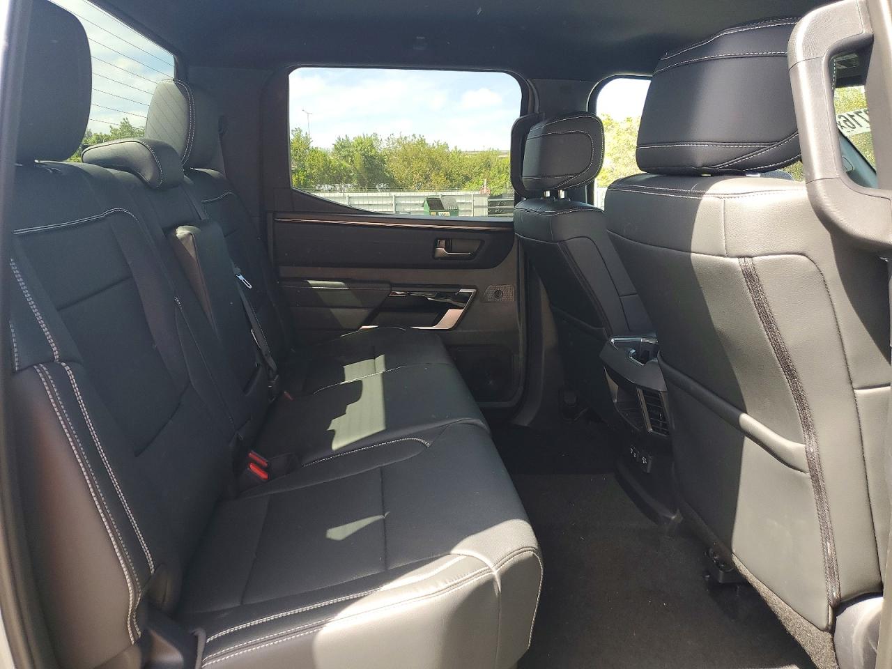 Toyota Tundra Crewmax Limited