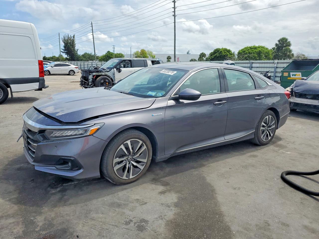 Salvage Honda Accord Image