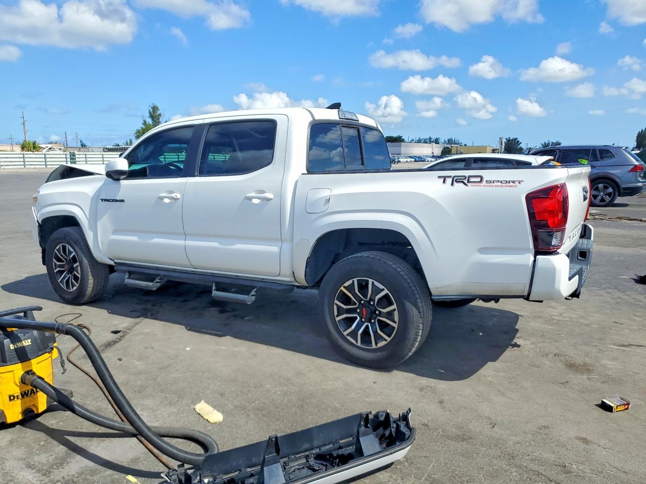 Toyota Tacoma Sr