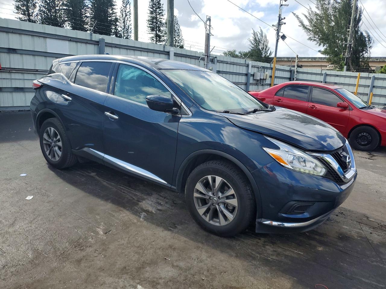 Nissan Murano S